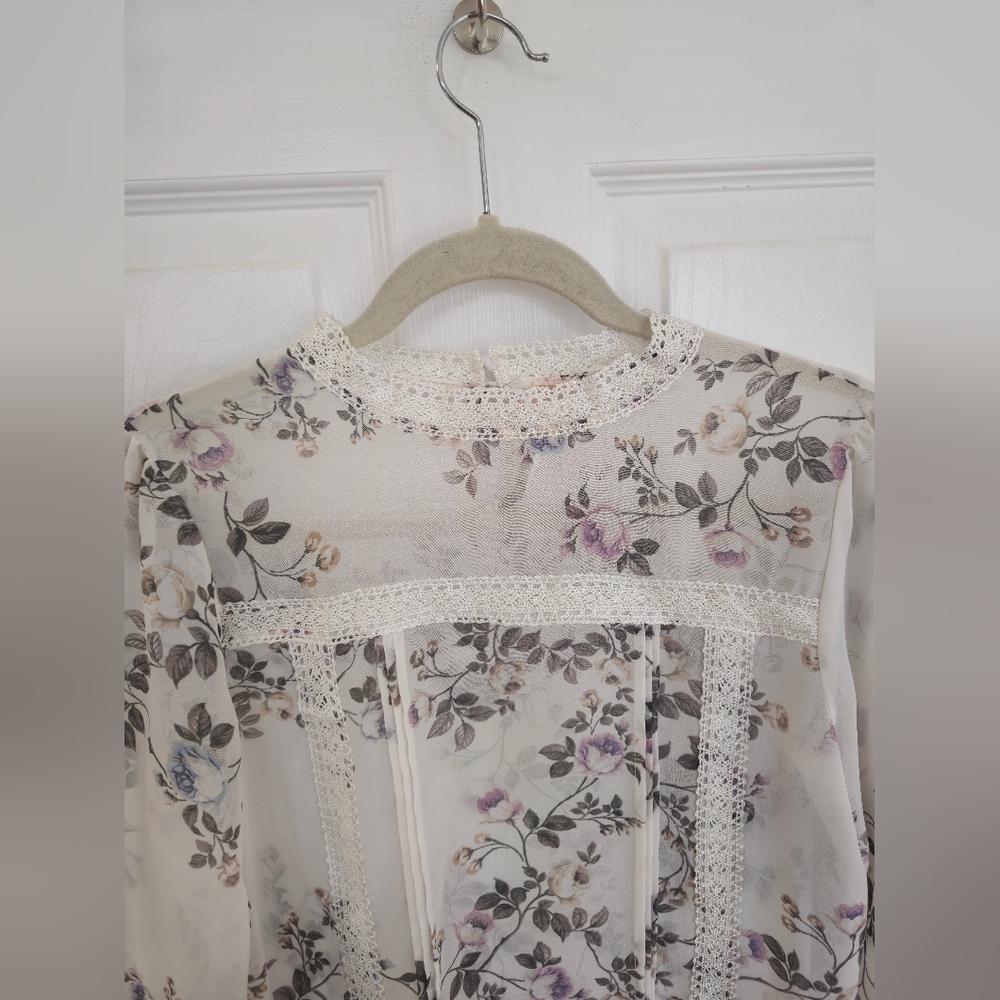 LC Lauren Conrad Runway 2 pc Blouse and Maxi Skirt Set Floral Size Small - Picture 4 of 16